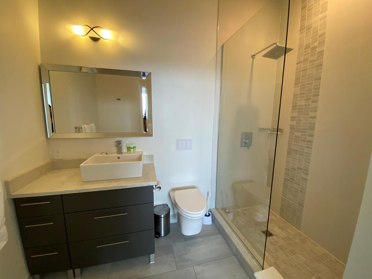 Liv Extended Stay Оттава Екстер'єр фото